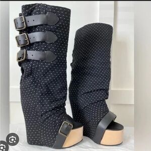 ISO IRREGULAR CHOICE MO MONEY BOOTS